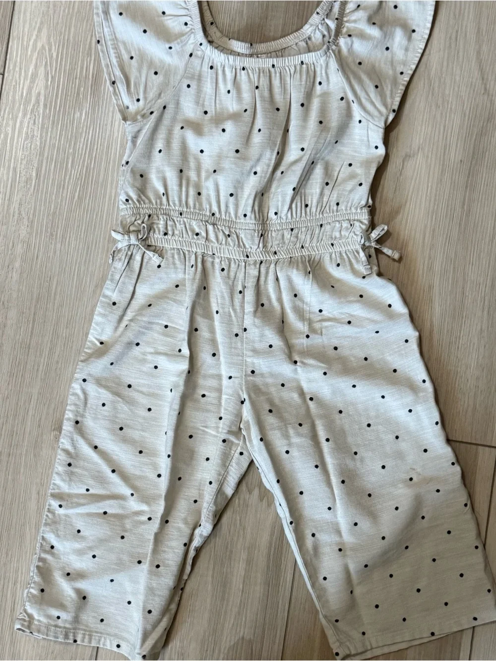 Toddler Girl • Neutral bundle • size 2T / 24 mo.
